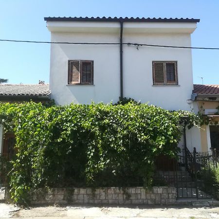 Apartma Zalka Izola Bagian luar foto