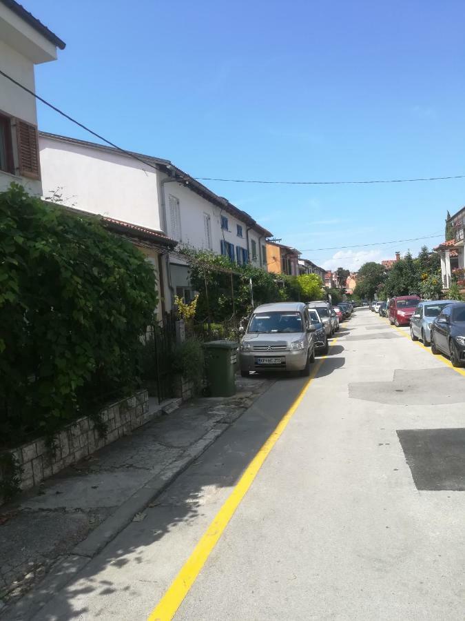 Apartma Zalka Izola Bagian luar foto